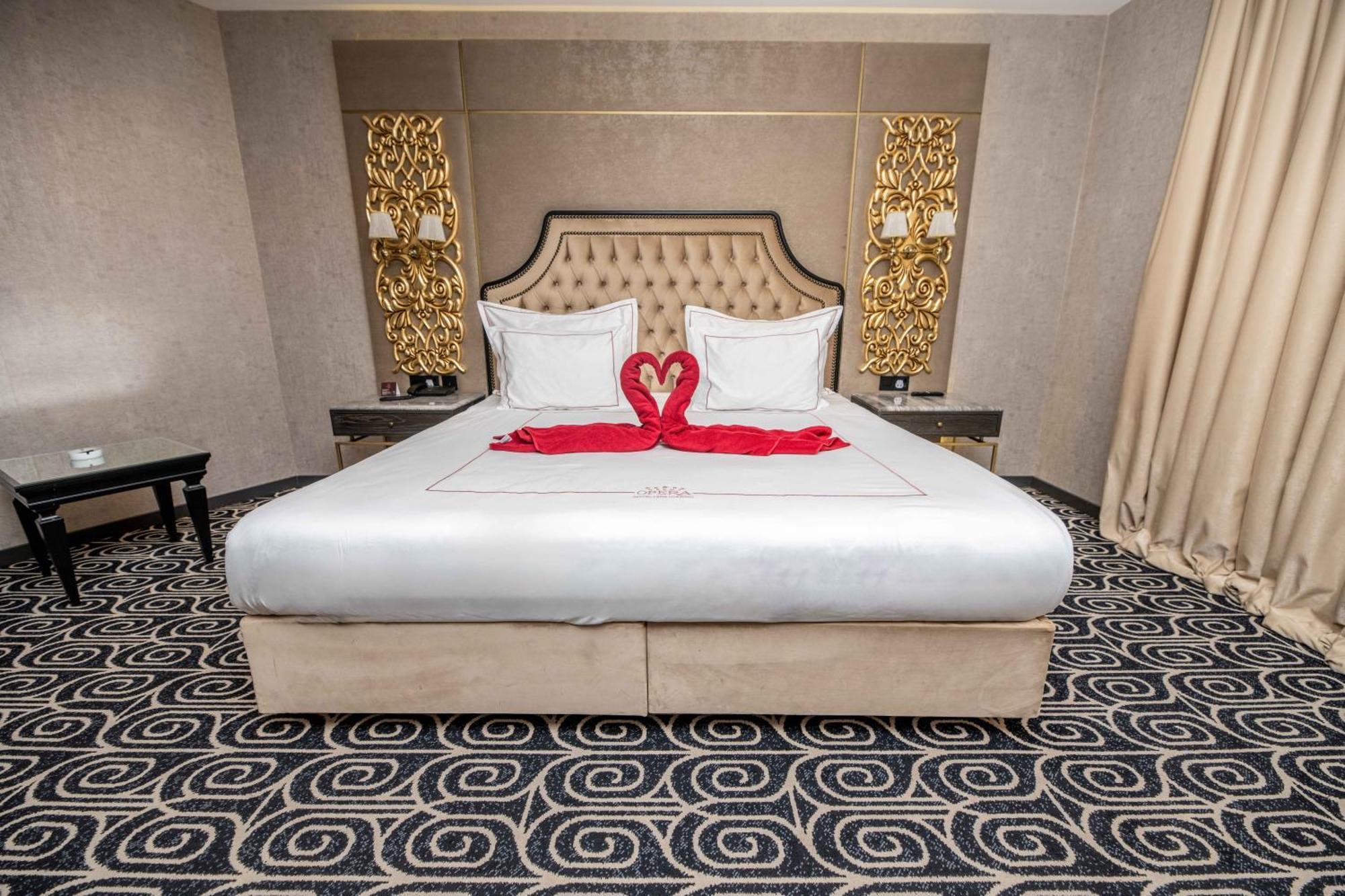 Grand Opera Hotel & Casino & Spa Kyrenia  Esterno foto