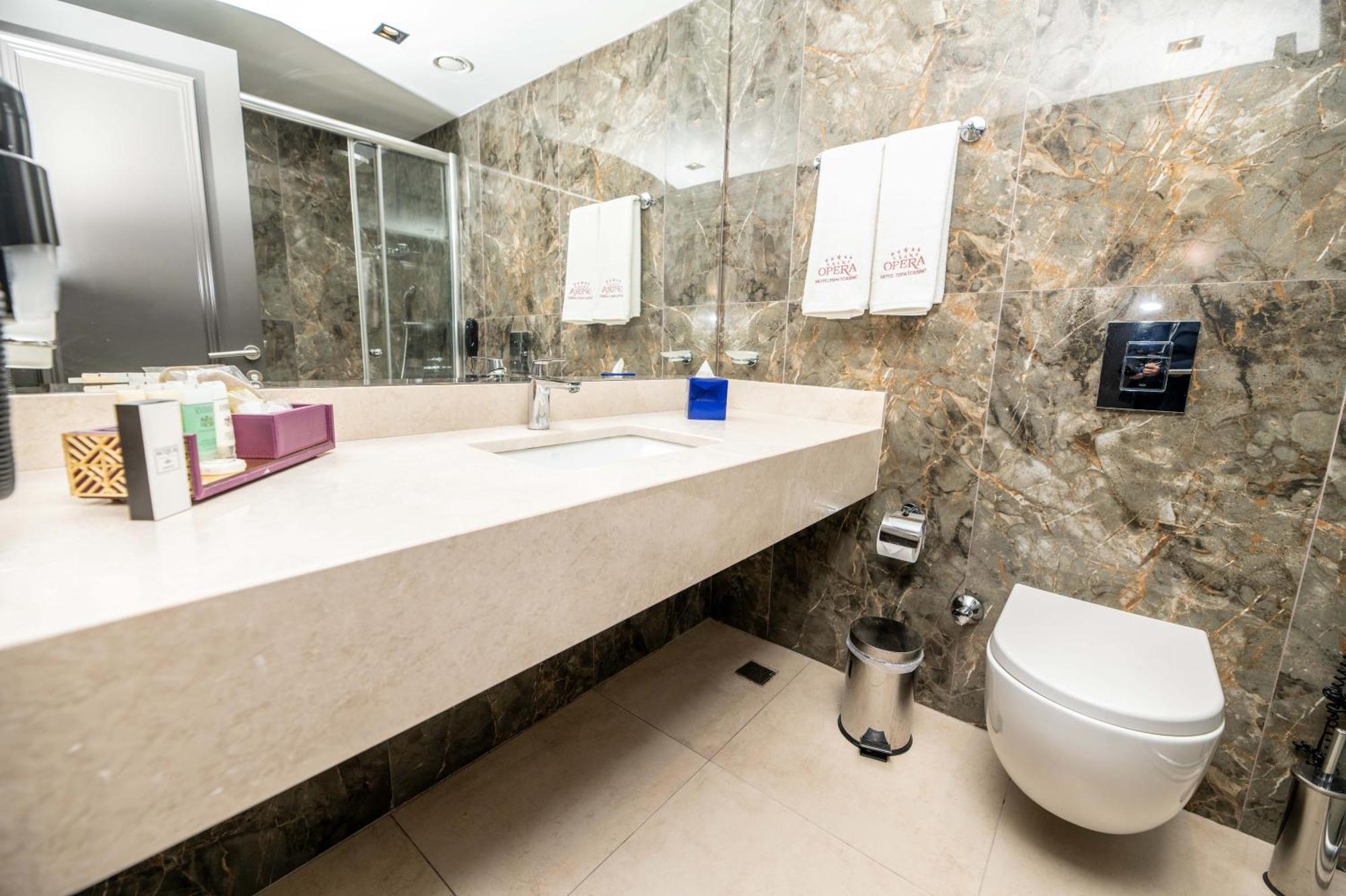Grand Opera Hotel & Casino & Spa Kyrenia  Esterno foto