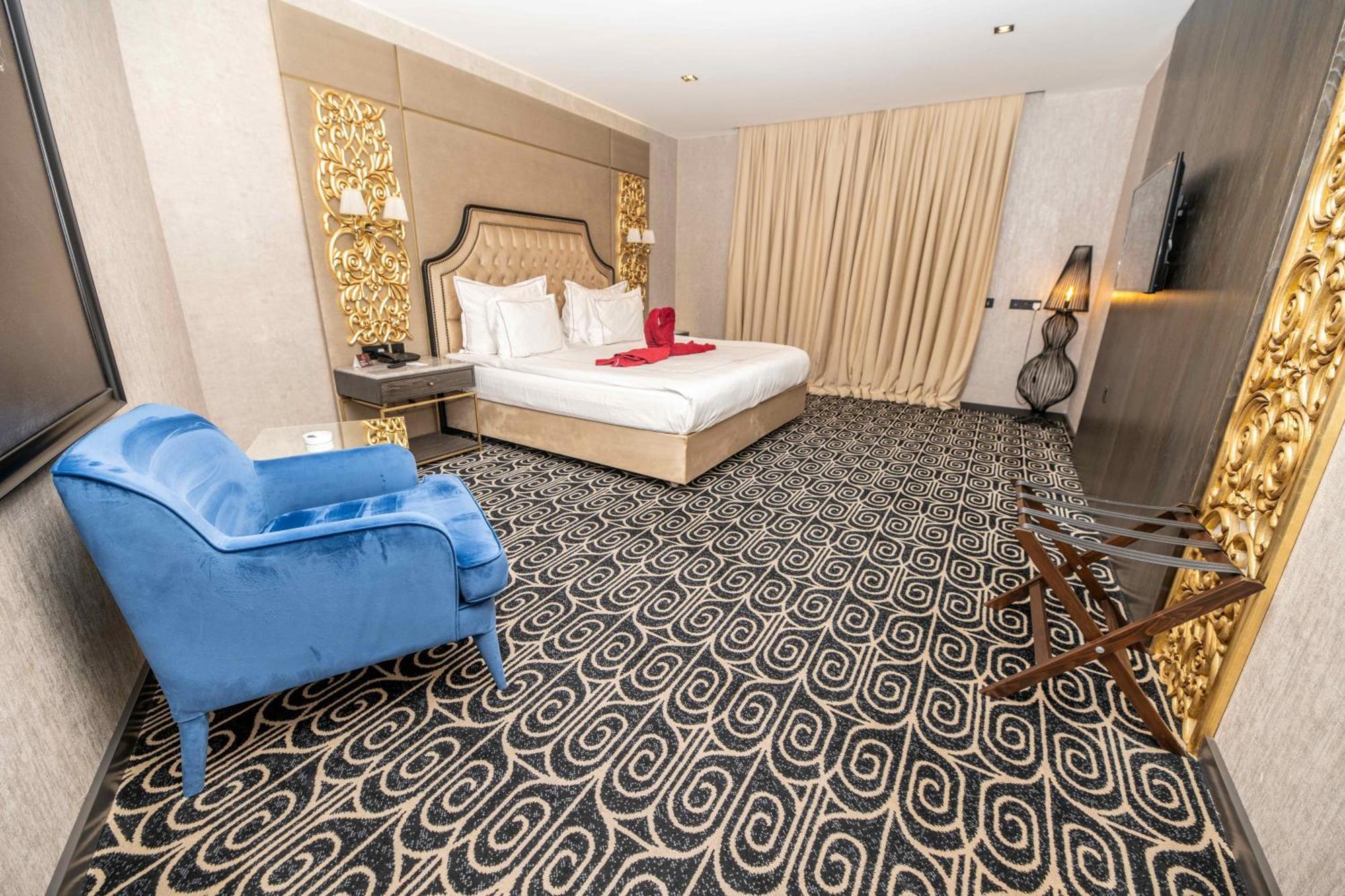 Grand Opera Hotel & Casino & Spa Kyrenia  Esterno foto